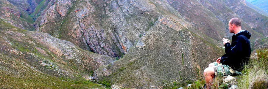 Onverwacht cottages along the ridge